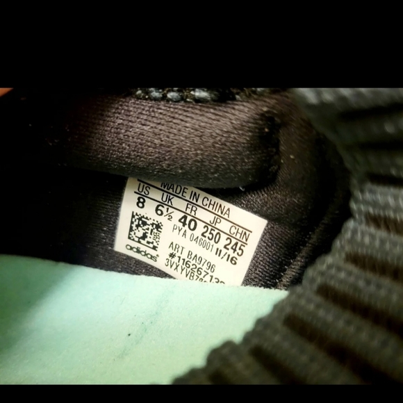 Adidas ultra boost Uncaged - Picture 9 of 9